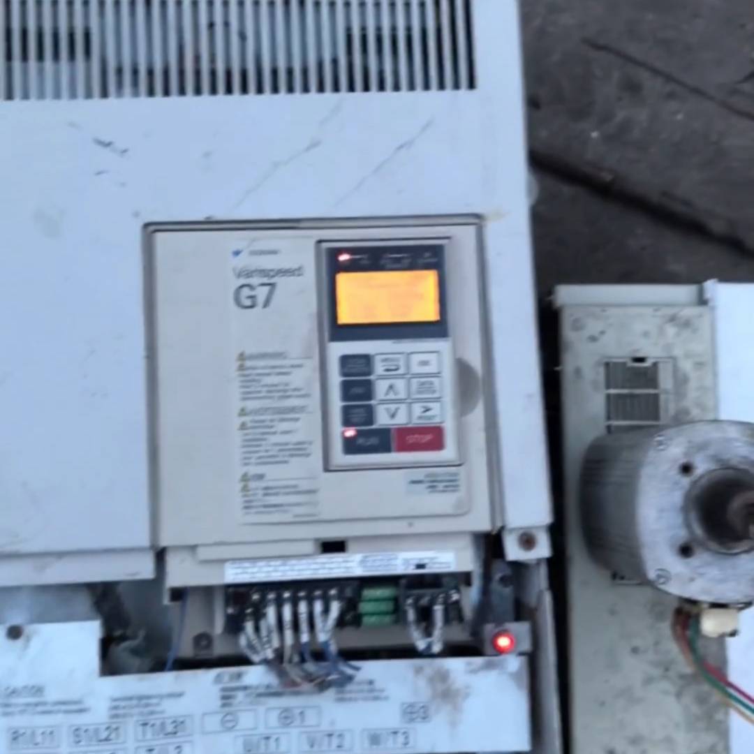 议价安川变频器CIMR-G7A4037