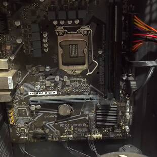 议价技嘉H510M DS2V主板带原装挡板