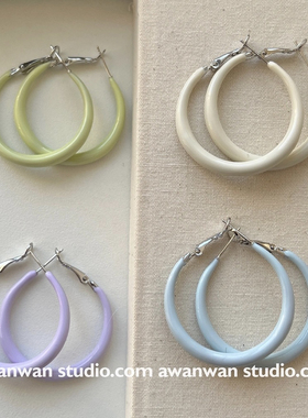阿婉Wan 奶油多色素圈经典百搭日常款多巴胺港风气质耳环