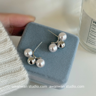 阿婉Wan 高级感银色圆珠珍珠耳钉百搭简约通勤时髦气质耳环 法式