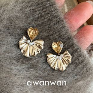 阿婉Wan 银杏扇舞~轻奢重工高级感爱心扇叶灵动耳钉贵气百搭耳饰