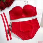 本命年大红色婚纱内衣小胸加厚上托无肩带文胸套装 女结婚聚拢防滑