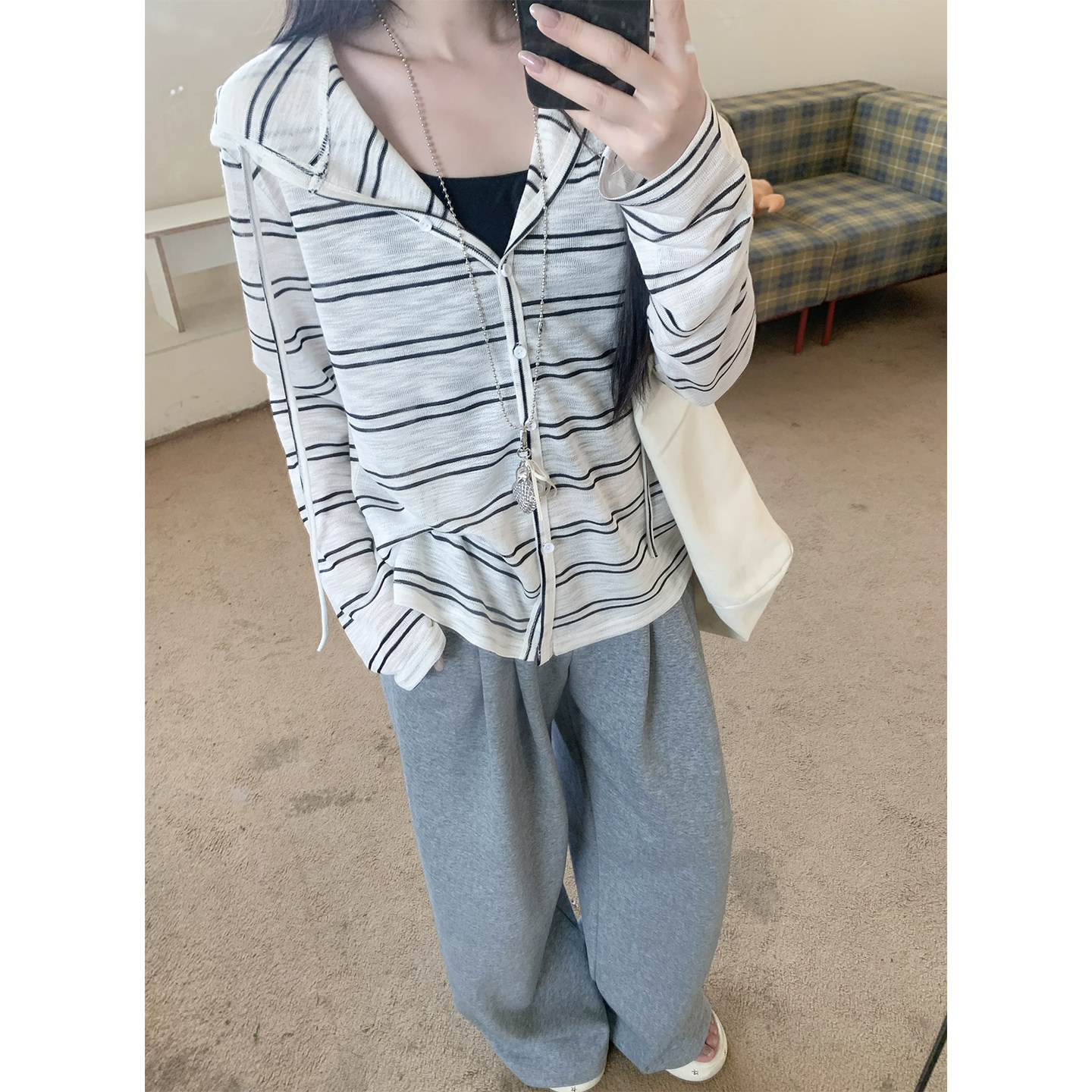 铅笔莓莓 韩系条纹长袖冰丝开衫女夏季2026新款抽绳连帽防晒外套