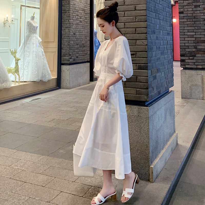 白色初恋连衣裙气质甜美夏款法式