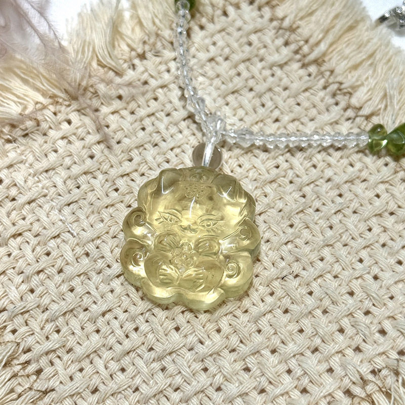 天然柠檬黄水晶九尾狐吊坠雕刻项链闺蜜款礼物颈饰链清新甜美
