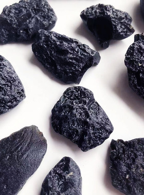 雷公墨玻璃陨石 泰国陨石碎片标本收藏diy饰品配件玻璃陨石