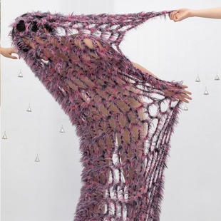 C.针织弹力长毛镂空网格 事儿×YICHEN Gap The 设计师面料 Mind