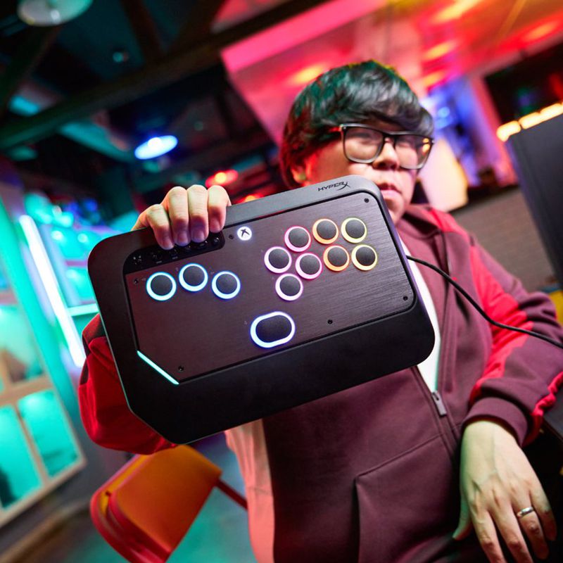 极度未知 HyperX Clutch Tachi Xbox TMR 磁轴格斗游戏手柄无摇杆