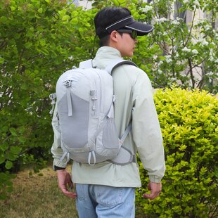 专业户外登山包悬浮支架TCS背负系统30L双肩登山包电脑包包邮