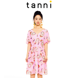 優(yōu)雅清新淑女溫柔X廓形中長(zhǎng)款 tanni新款 連衣裙TL11DR171A