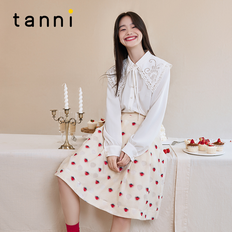 tanni甜美可爱草莓大裙摆半身裙