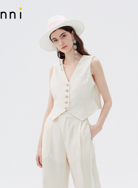 tanni25春新款优雅无袖白色西装设计感百搭短款马甲TO11VE200A