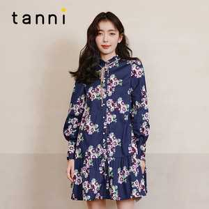 tanni商场同款百搭显瘦高雅贵气显气质印花长袖连衣裙TL31DR035A