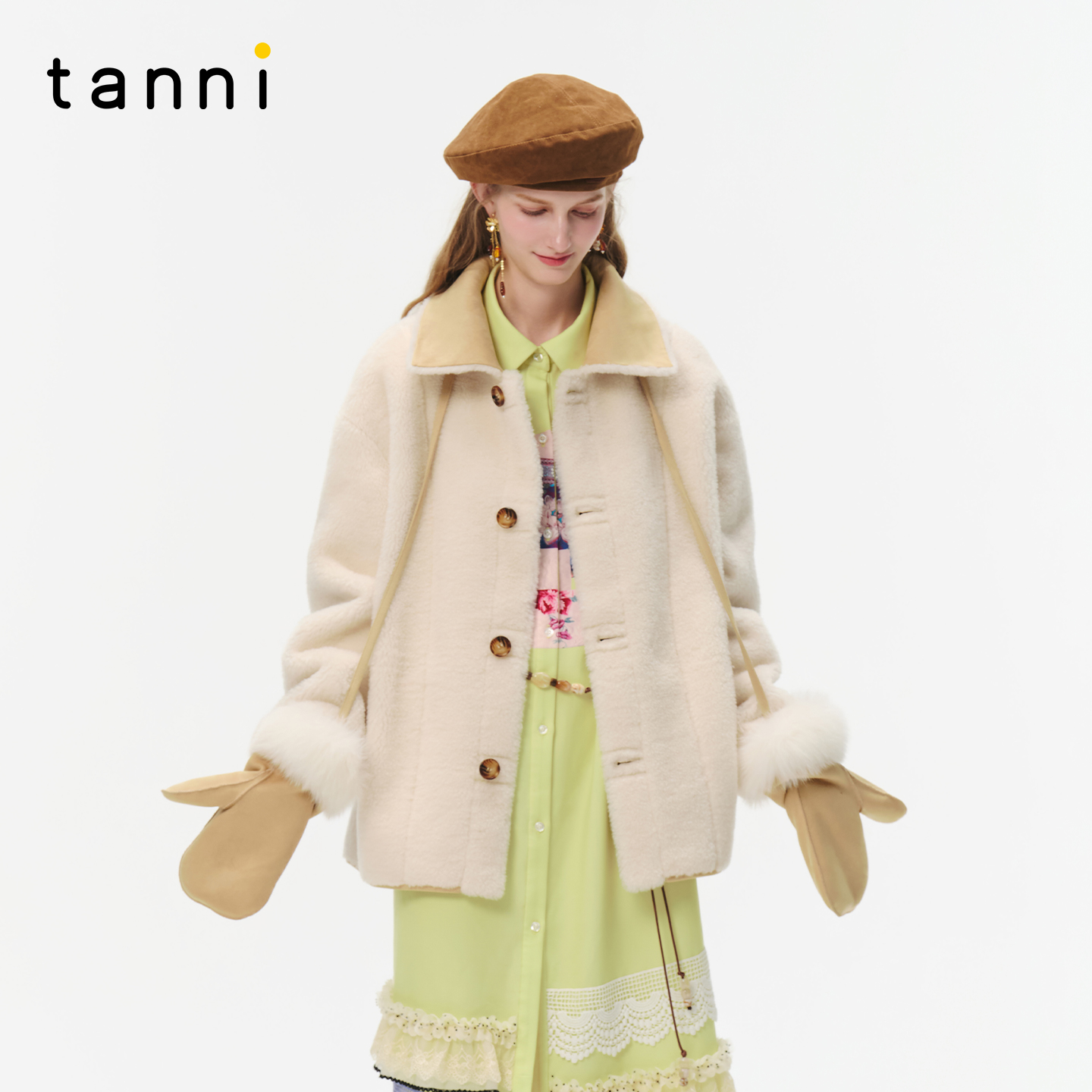 tanni25冬新款气质名媛风简经典H型正反两穿皮草外套TO31OW015A