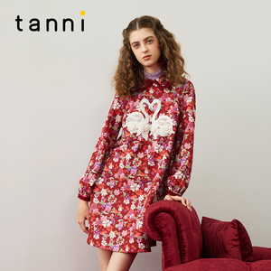 tanni新款精致优雅绣片新中式衬衫领A版连衣裙TM31DR044A