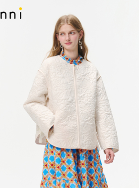 tanni25秋冬新款复古浪漫绣花白色圆领保暖棉服外套女TO31CJ201A