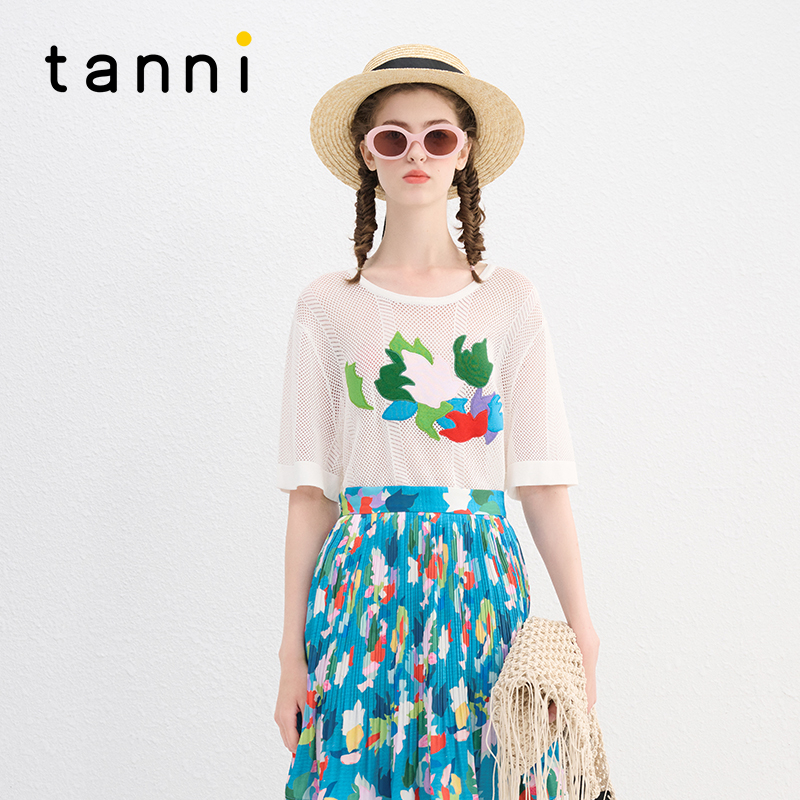 tanni浪漫优雅气质刺绣针织衫