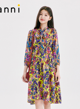 tanni新款气质浪漫休闲度假印花连衣裙TL11DR603A