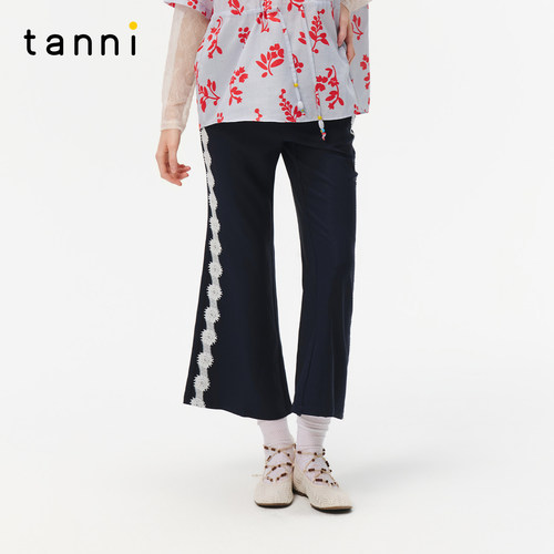 tanni新款休闲百搭蕾丝拼接深蓝色微喇显瘦九分长裤TO31PA152A