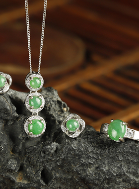 绿翡翠戒指承悦翡翠绿