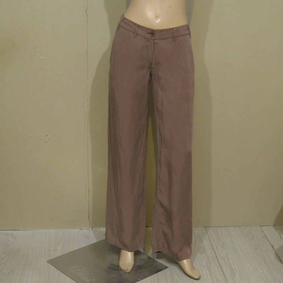 女装MAXSTUDIO样衣紫啡色休闲中腰长裤低价销售