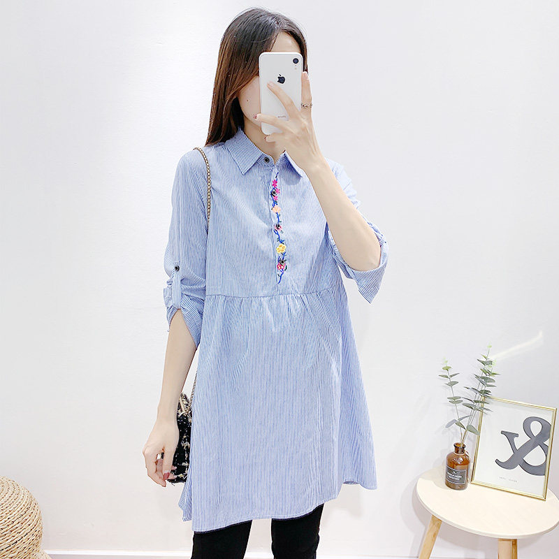 신상 임부복 셔츠 봄 가을 블루 스트라이프 중장 라펠 탑 패셔너블한 대형 루즈 스트라이프 다용도 셔츠 스커트