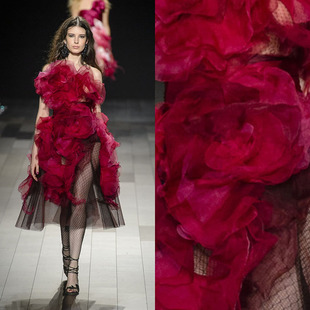 新款女童模特走秀黑色封面人物主题礼服花海时尚生日派对聚会晚装