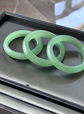 东陵玉天然正品手镯 菠菜绿 青绿色天然手镯 玉镯 厂家批发油青色