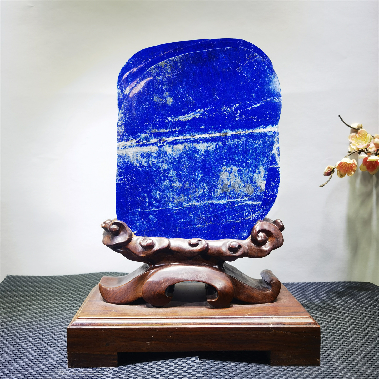 纯天然青金石原石摆件 蓝色宝石观赏石奇石收藏 家居办公桌面摆件