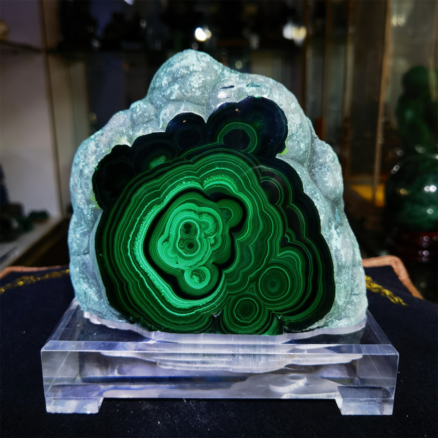 纯天然孔雀石原石摆件观赏奇石客厅玄关装饰收藏矿石教学研究标本