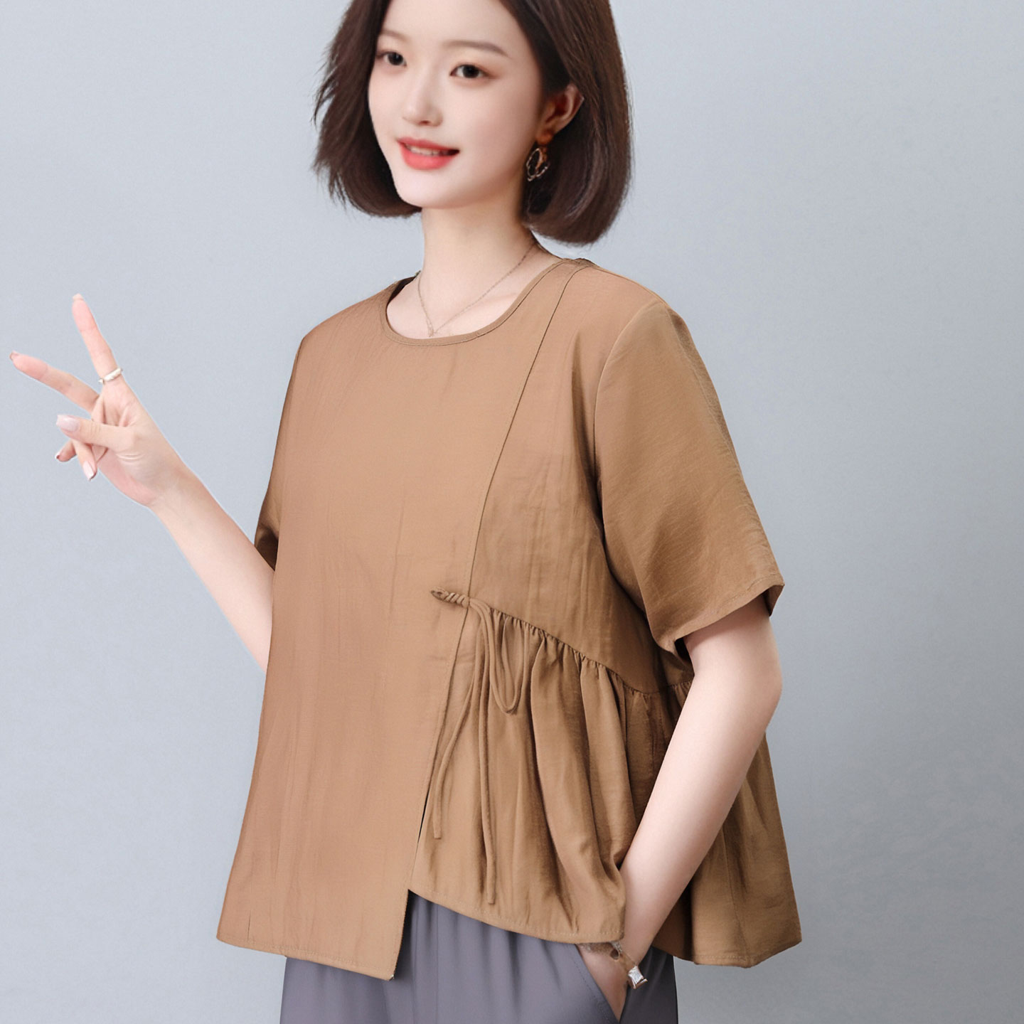 中年妈妈夏装t恤2025新款减龄宽松加大码小衫遮肚上衣中老年女装