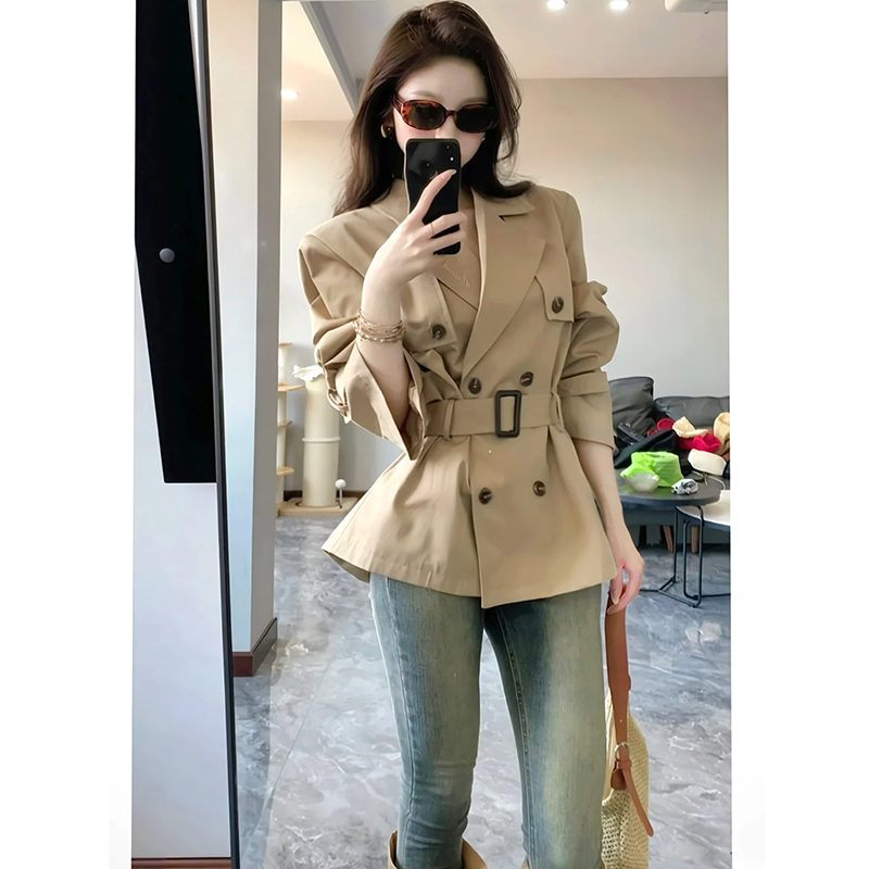 韩系高级感穿搭卡其色风衣外套女小个子气质名媛超好看洋气上衣女