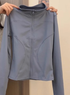 灰色冰丝修身防晒衣女款夏季运动外套2025新款收腰显瘦瑜伽服上衣