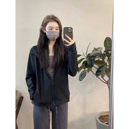 黑色宽松冰丝防晒衣女款夏季轻薄透气开衫冰丝凉感防晒服连帽外套