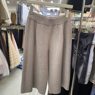 韩国东大门2025秋冬季新款纯色松紧腰舒适软糯针织裤休闲七分裤女