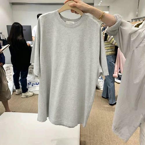 重工磨破毛边圆领短袖T恤女