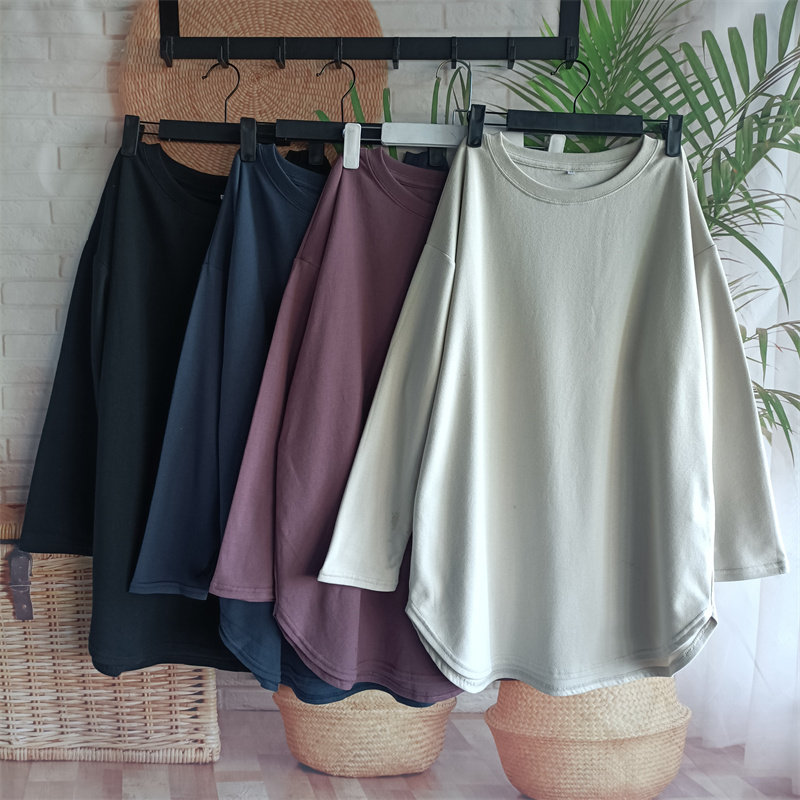 柔软磨毛宽松圆领T恤衫