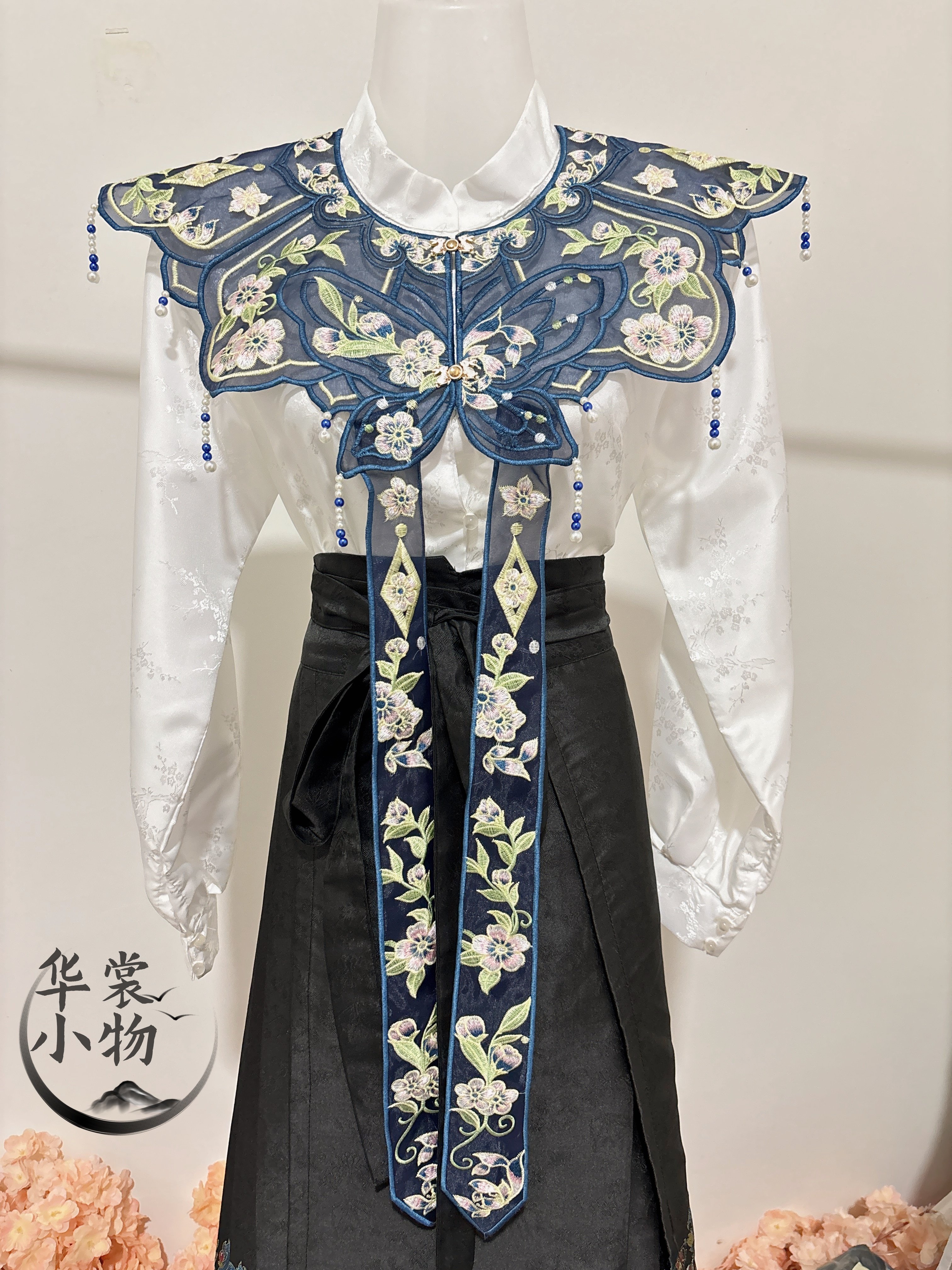 【蝶梦逸云】精品珍珠领围蓝色蝴假领
