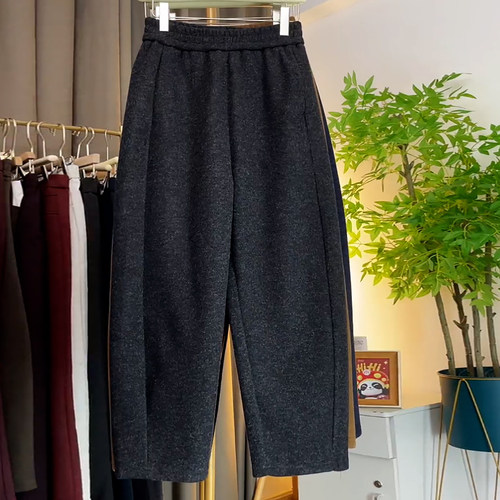 松紧腰九分加绒百搭显瘦弯刀裤