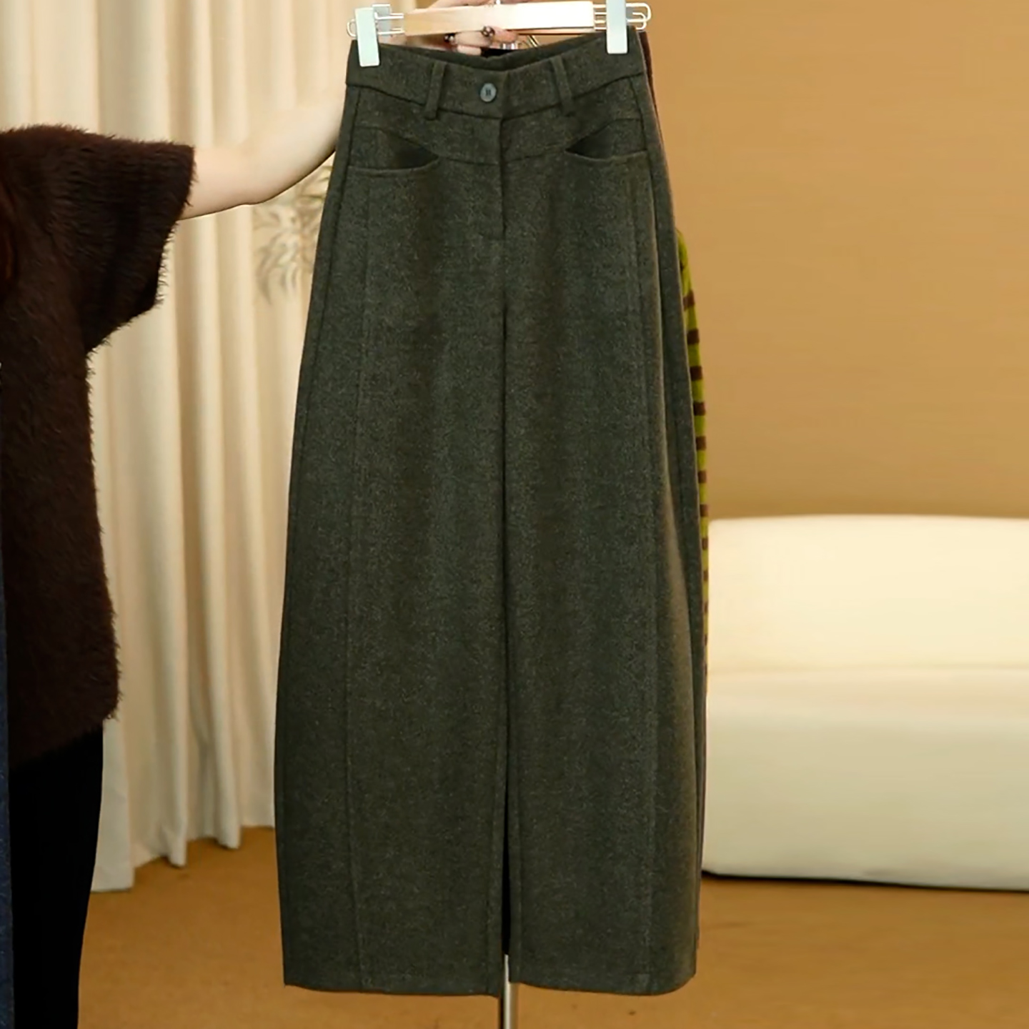 气质简约百搭加厚保暖羊毛弯刀裤