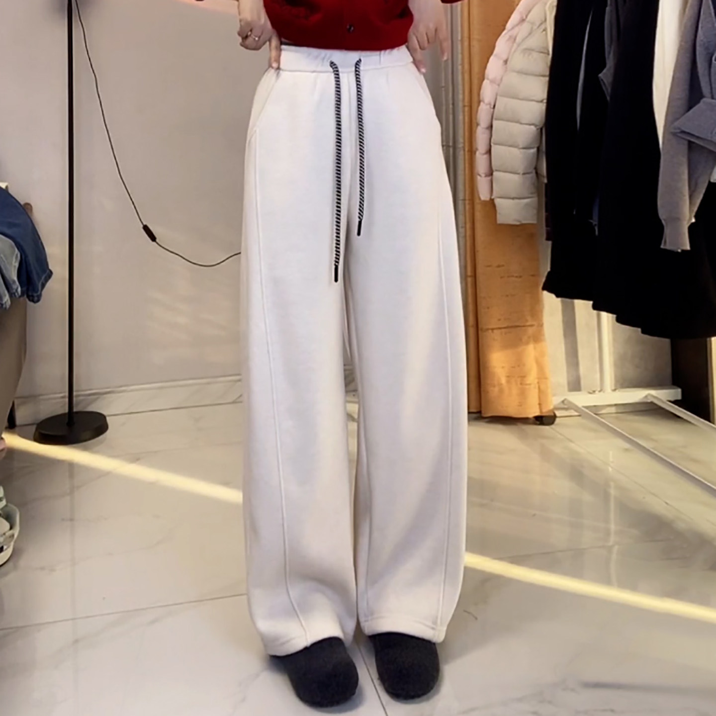 Ader运动休闲卫裤女2026春季新款高腰显瘦通勤百搭阔腿垂感弯刀裤,女装/女士精品,大码裤装,淘宝优惠券,粉丝福利购,淘宝优惠卷