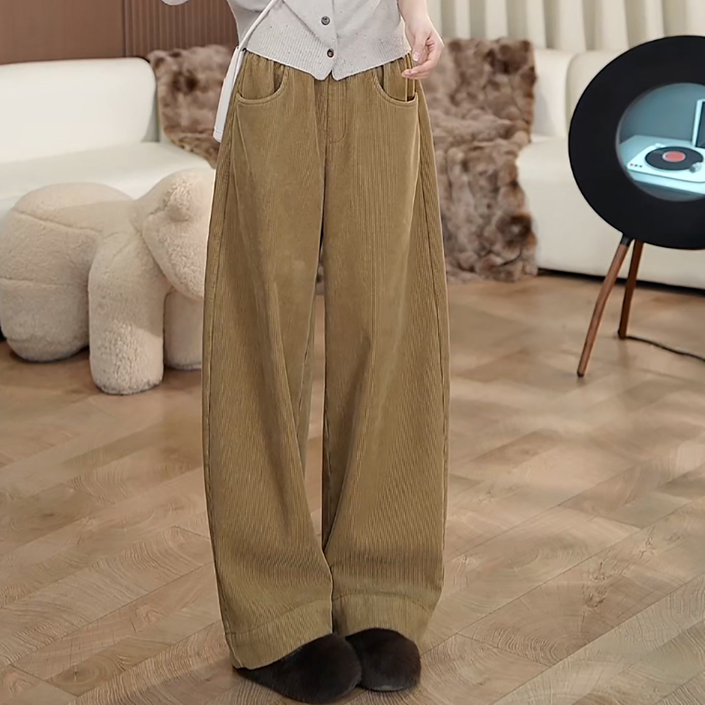 Ader卡其色灯芯绒休闲裤女2025冬季新款松紧腰抽绳加绒百搭弯刀裤,女装/女士精品,大码裤装,淘宝优惠券,粉丝福利购,淘宝优惠卷