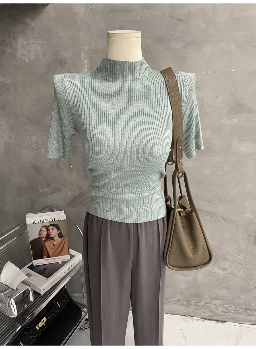 半高领中袖修身针织衫打底t恤女