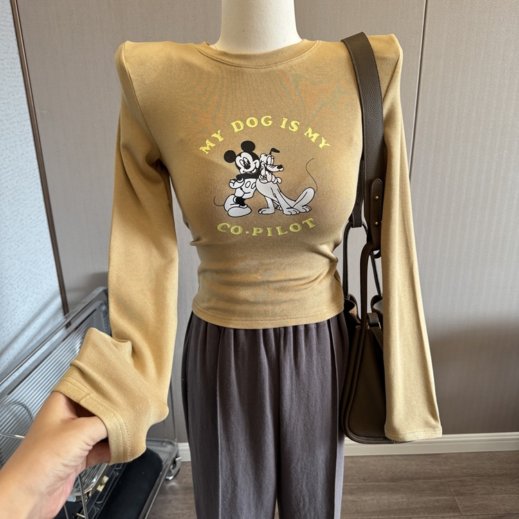 米奇垫肩上衣女紧身长袖T恤加绒