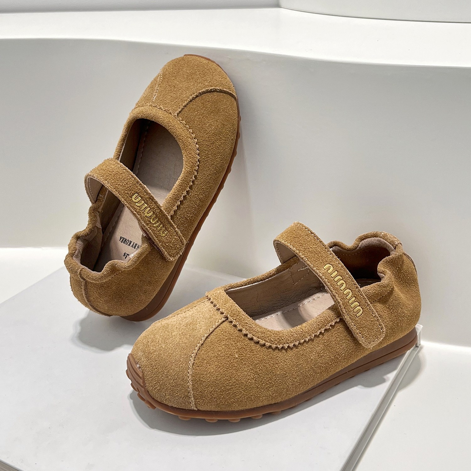 女童多巴胺勃肯鞋2025新款