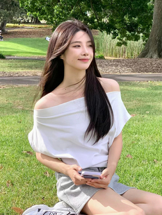 zzzdays自在松弛 纯棉白色T恤女夏季短袖一字肩收腰短款漏肩上衣