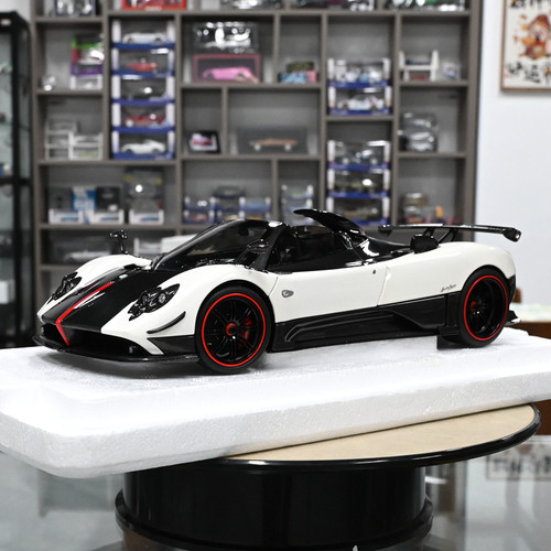 zondaAR合金118汽车模型