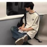 灰色