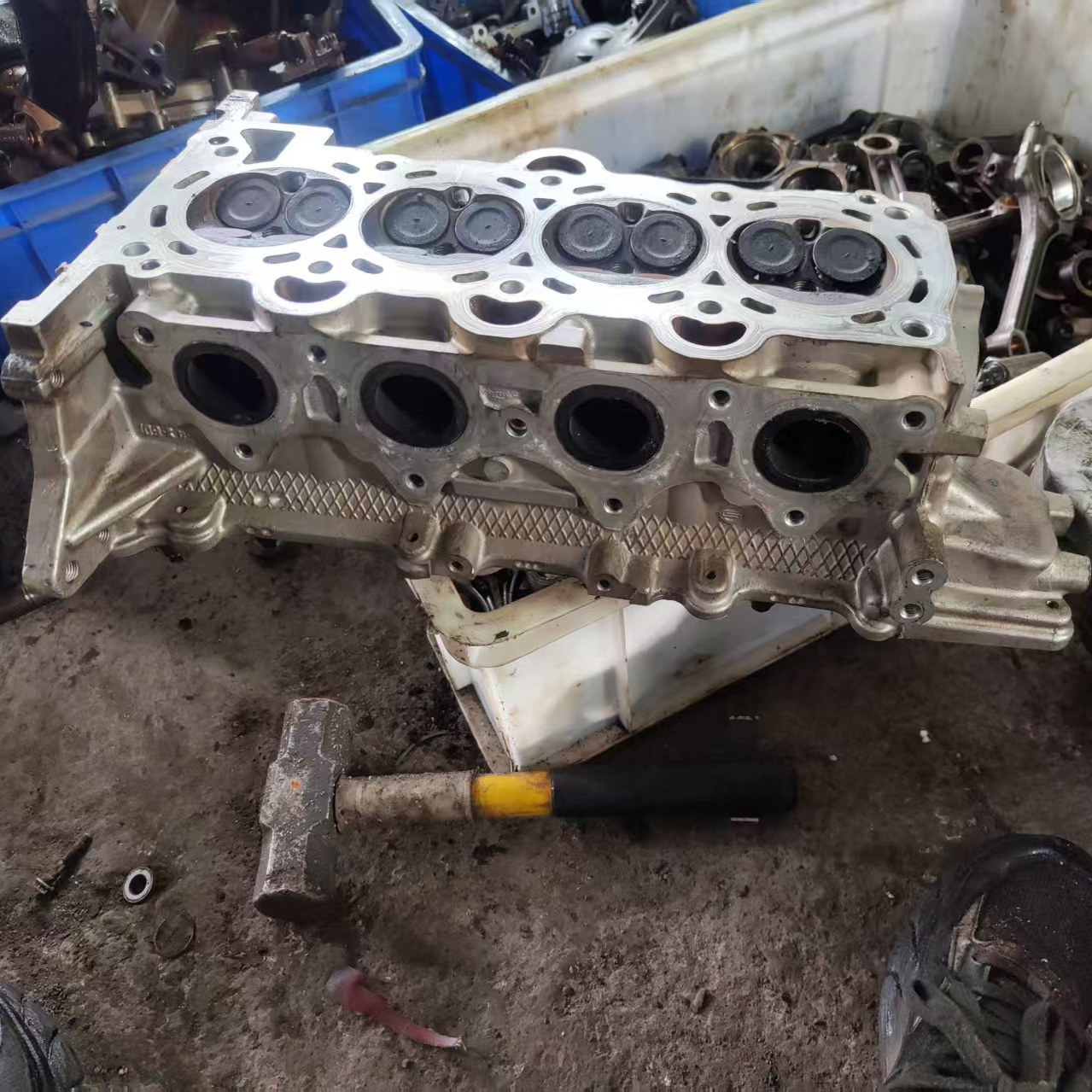 现代名图飞思G4FJ气缸盖总成