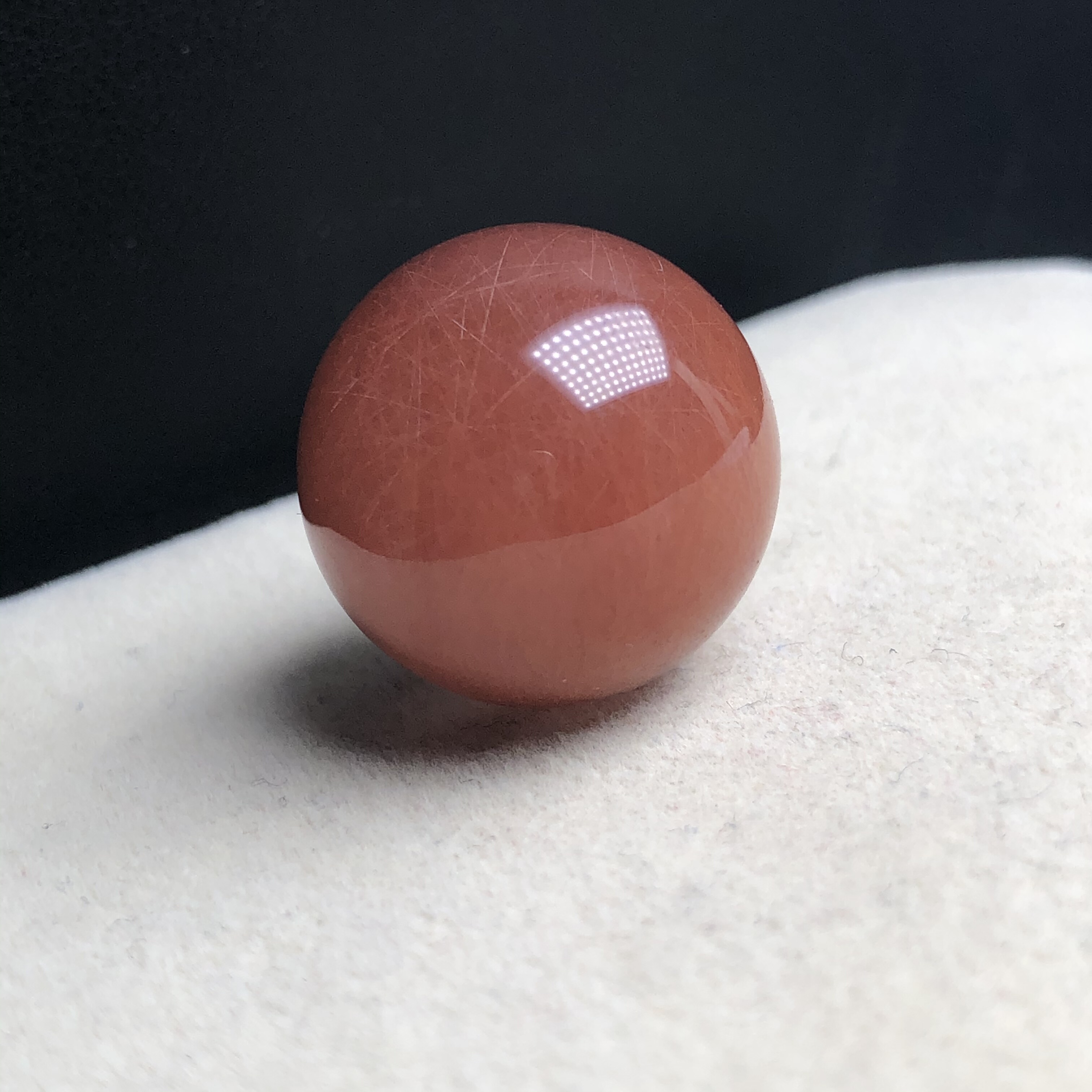 18.9mm(无任何优化和注胶)天然老矿紫红兔毛发晶单珠